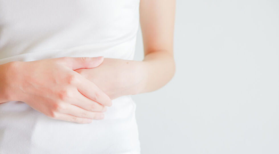 Können Rückenschmerzen Magenschmerzen verursachen?